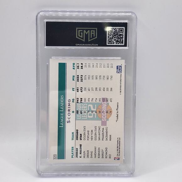 1992-93 Hoops #320 Scoring League Leaders Michael Jordan  1992 Hoops Michael Jordan Karl Malone League Leaders #320 GMA 8.5 NM-MT+ Card